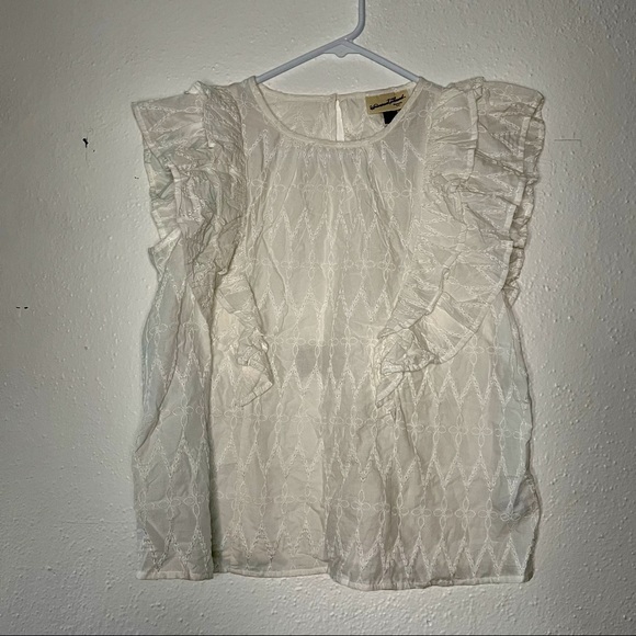 Universal Thread white Lacy Blouse - Picture 1 of 2